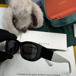 Gucci Sunglasses VC405  – Sophisticated Elegance in Luxury Fashion