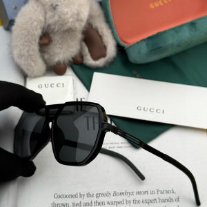 Gucci Sunglasses VC881 – Luxury Fashion Shades in Elegant Colour Variations